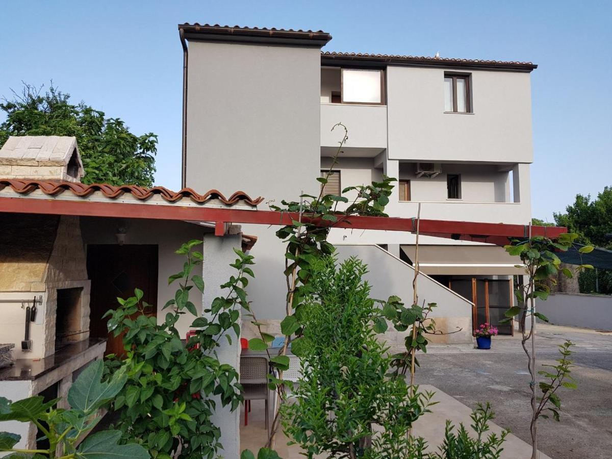 Apartments Ester Victoria Medulin Dış mekan fotoğraf